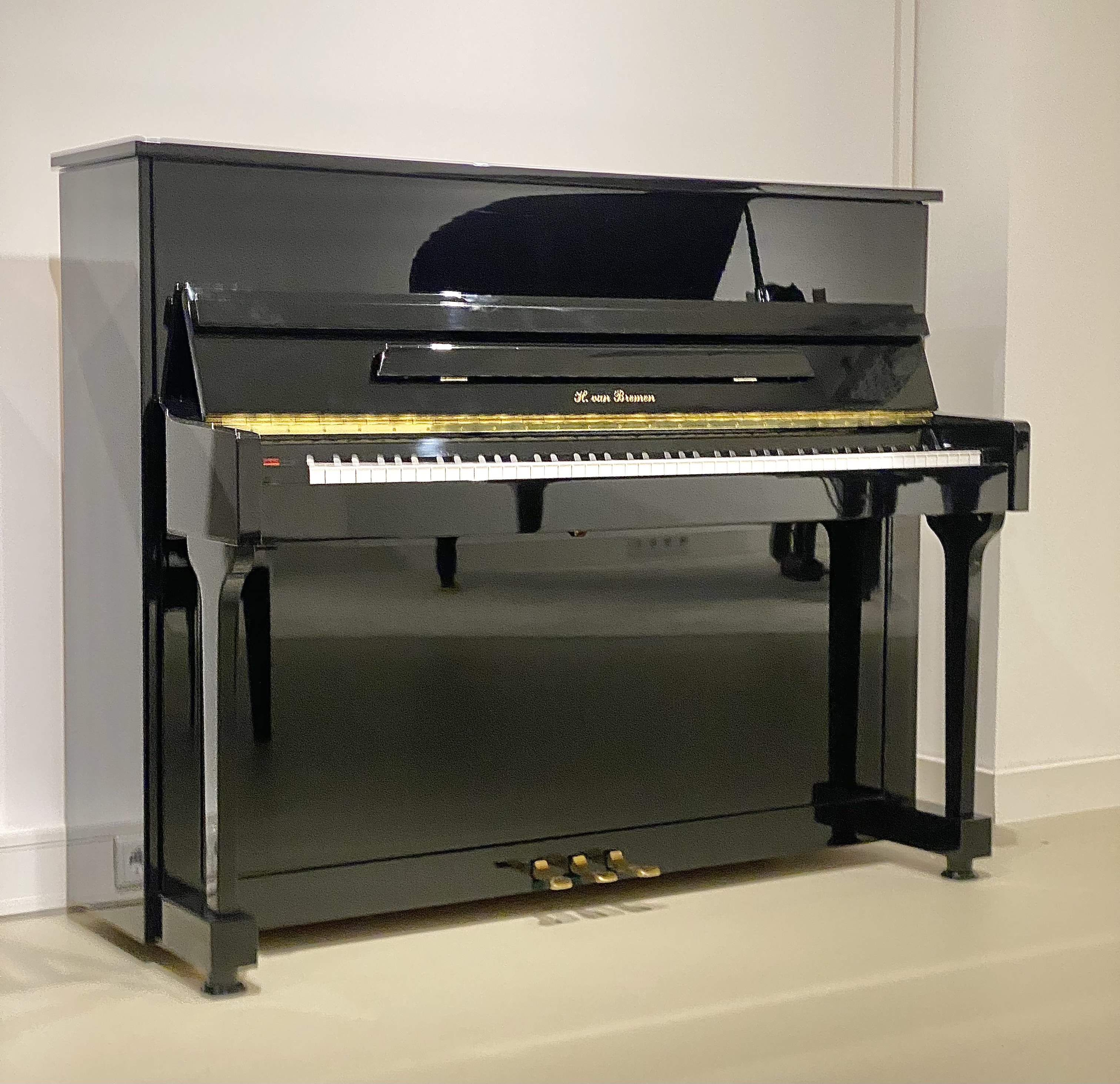 H. van Bremen Klavier F 120