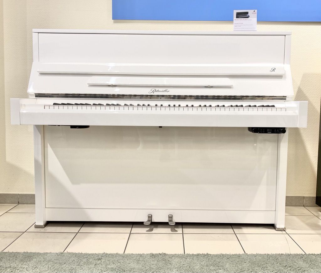 Ritmüller Piano LT2